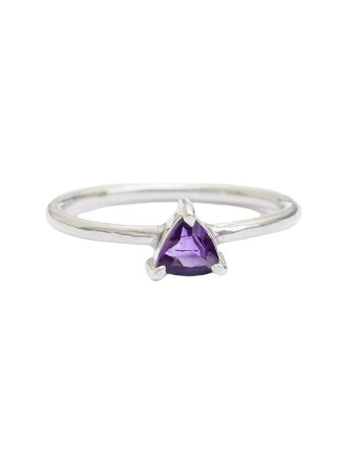 Anillo con gema triangular Teresa Díaz Joyería Mexicana Destellos de la tierra P 925 de plata amatista pavé