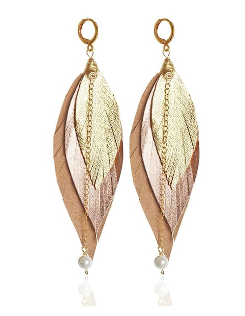 Aretes largos de pluma vangania