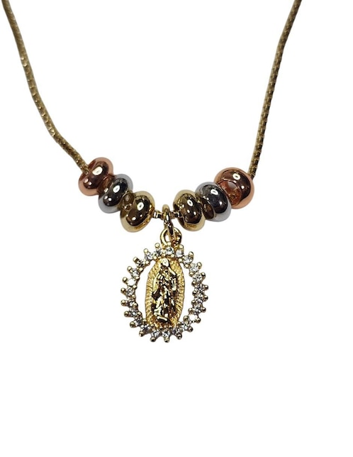 Collar con dije Virgen de Guadalupe Limerence By Claudia Herrera de oro laminado 14 K
