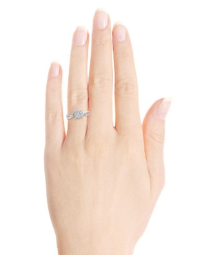 Solitario de oro blanco 14 k Klamore Lara diamante