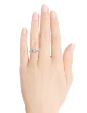 Solitario de oro blanco 14 k Klamore Lara diamante