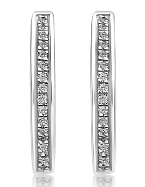 Aretes redondos Jayda de oro 14K con acabado pavé diamante