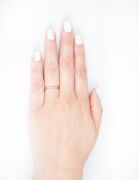Anillo Ingrata Fortuna de oro rosa pavé