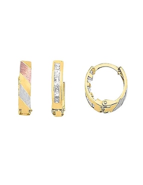 Aretes Joyería M De Leon con acabado brillante zirconia