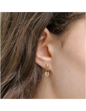 Aretes Parisa Joyería con acabado baño de oro zirconia