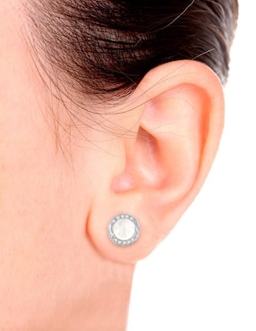 Broqueles de flor Fianelli de oro blanco 14 K con acabado brillante diamante y perla