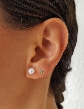 Broqueles circulares Punto Metálico de oro con acabado brillante zirconia