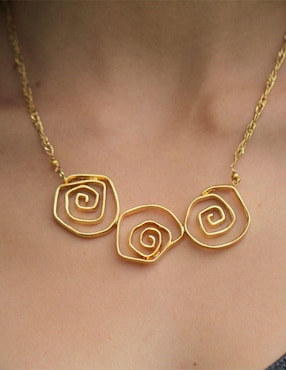 Collar Ablime Joyería Rosas de baño de oro
