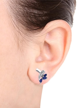 Aretes Fascinare Praga de oro blanco con acabado brillante zafiro y diamante