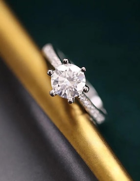 Anillo de compromiso Clepsidra
