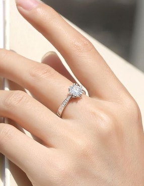 Anillo de compromiso Clepsidra