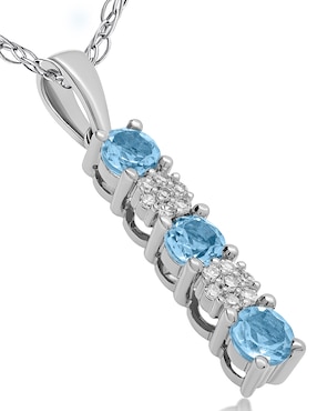 Collar Jayda de oro blanco 14 K