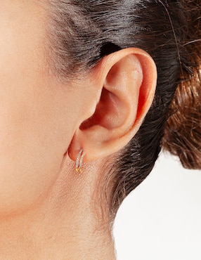 Aretes Jayda de oro con acabado brillante diamante