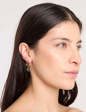 Aretes cortos Unoarre de oro amarillo 14 k con acabado pulido