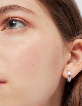Aretes redondos Tous Puppies de plata P 925 con acabado brillante