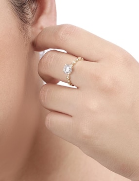 Anillo con gema Unlimited By Ob 10 k de oro amarillo zirconia