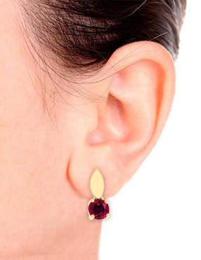Aretes Fascinare Sigrid de oro con acabado brillante rubí