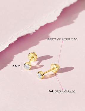 Broqueles redondos In Season Jewelry de oro con acabado brillante zirconia cúbica