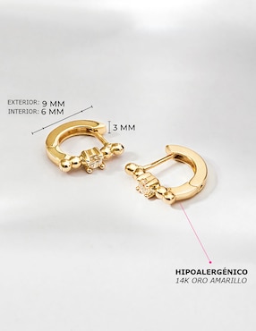 Aretes de aro redondos In Season Jewelry de oro con acabado brillante zirconia cúbica
