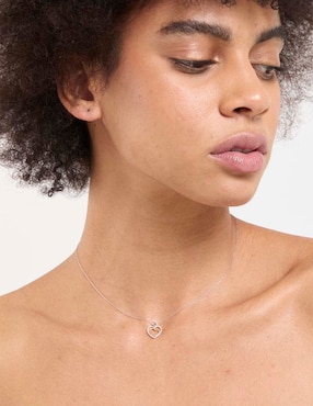 Collar con dije de corazón Jayda de oro blanco 14 K