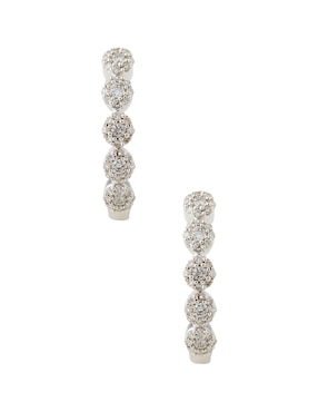 Aretes Huggies Jayda de oro 14 K con acabado pavé diamante