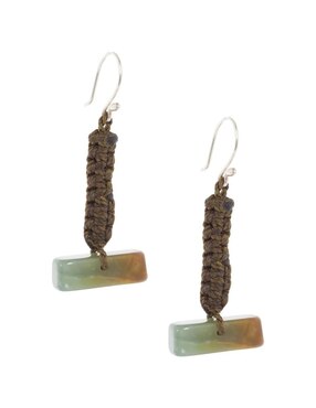 Aretes, collar y pulsera artesanal de Jade Rocio de la Mañana Tienda del Museo Nacional de Antropología
