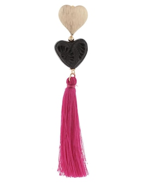 Aretes de corazón Tmna con acabado martillado