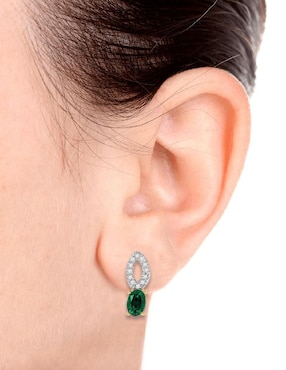 Aretes ovalados Fascinare Noa de oro con acabado pavé esmeralda y diamante