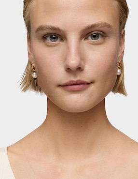 Aretes circulares Tous Hold Oval de oro con acabado brillante perla