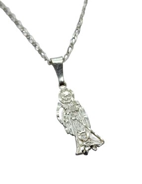 Collar con dije Limerence By Claudia Herrera Santa Muerte de plata P 925