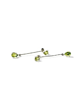 Aretes de pera Teresa Díaz Joyería Mexicana Destellos De La Tierra de plata P 925 con acabado plateado peridoto