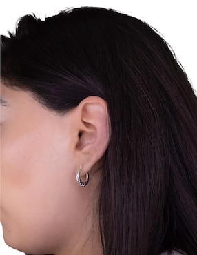 Arracadas Teresa Díaz Joyería Mexicana de plata P 925 con acabado plateado