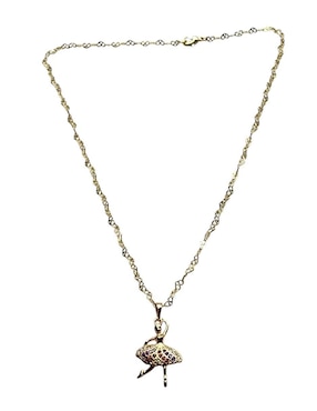 Collar con dije de niña Limerence By Claudia Herrera Bailarina de oro laminado 14 K