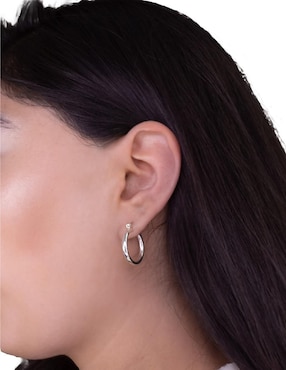 Arracadas Teresa Díaz Joyería Mexicana de plata P 925 con acabado plateado