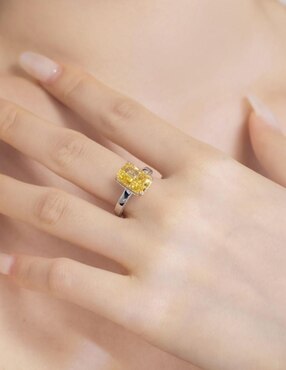 Anillo de compromiso de plata P 925 Yoiko Imperial zirconia