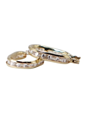 Arracadas ovalados Crixus Joyeria de oro con acabado pavé zirconia