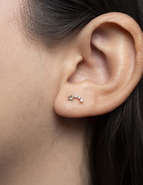 Broqueles de estrella Mardía de oro con acabado pavé zirconia