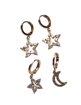 Huggies de estrella Limerence By Claudia Herrera Lunas 14 K con acabado brillante zirconia