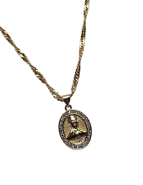 Collar con dije ovalado Limerence By Claudia Herrera Jesus Malverde de oro laminado 14 K