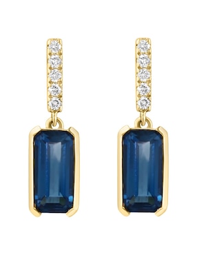 Aretes largos rectangulares Effy de oro 14 K con acabado pavé