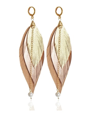 Aretes largos de pluma vangania