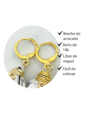 Aretes largos de pluma vangania