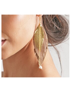 Aretes largos de pluma vangania