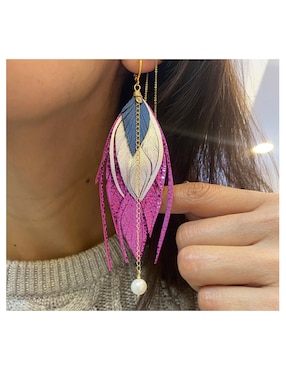Aretes largos de pluma Vangania