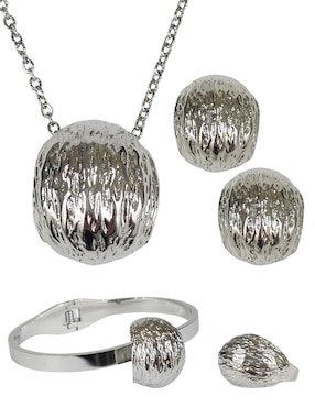 Collar, aretes, pulsera y anillo de concha Og