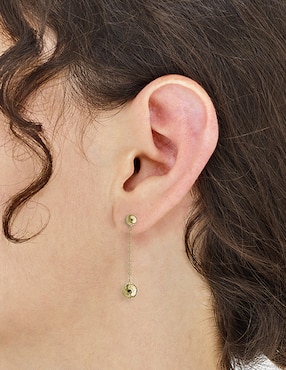 Aretes largos redondos Riccardo Orsato de oro 14 K con acabado brillante