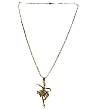 Collar con dije de niña Limerence By Claudia Herrera Ballet de oro laminado 14 K