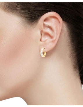 Arracadas Joyerías Bizzarro de oro amarillo 14 k con acabado pavé zirconia