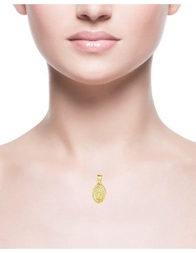Medalla ovalada Joyerías Bizzarro virgen de guadalupe de oro amarillo 14 K
