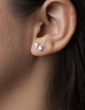 Broqueles de Pera Mardia de oro 14 K con acabado brillante zirconia